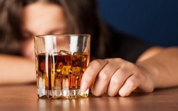 Treatment of chronic alcoholism with Ayurveda